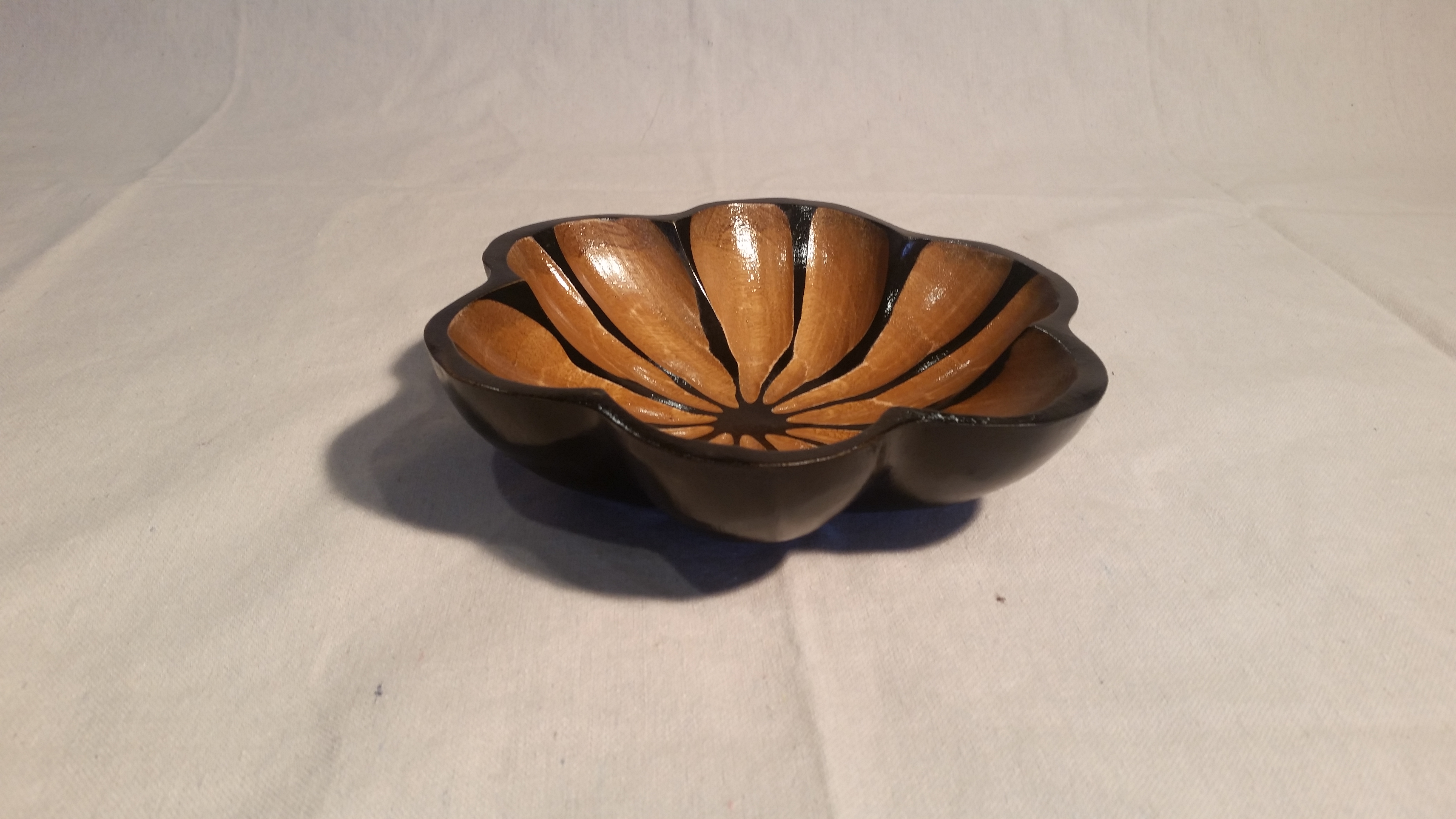 8 inch round bowl light brown2