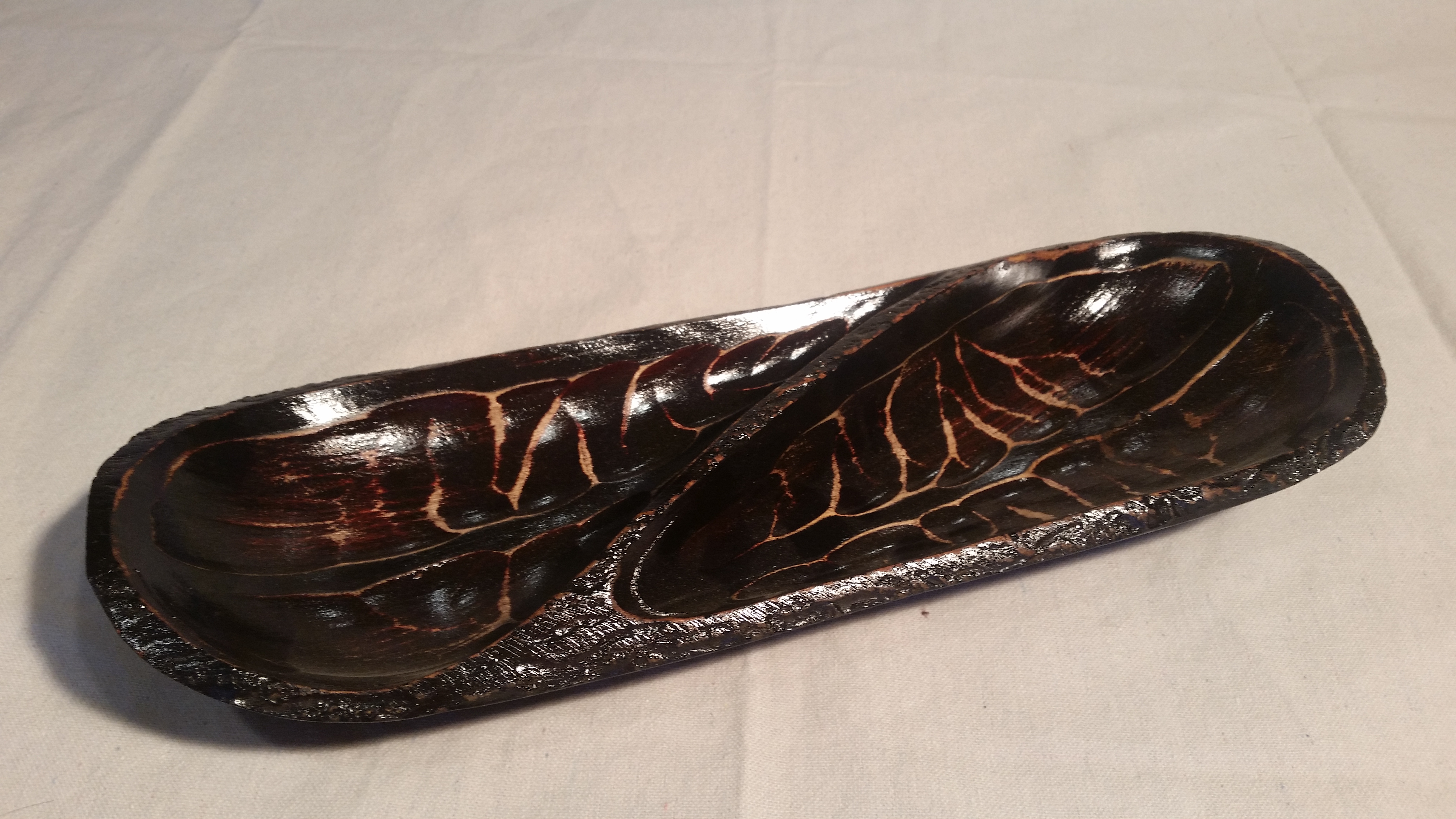 17 inch black wood long bowl