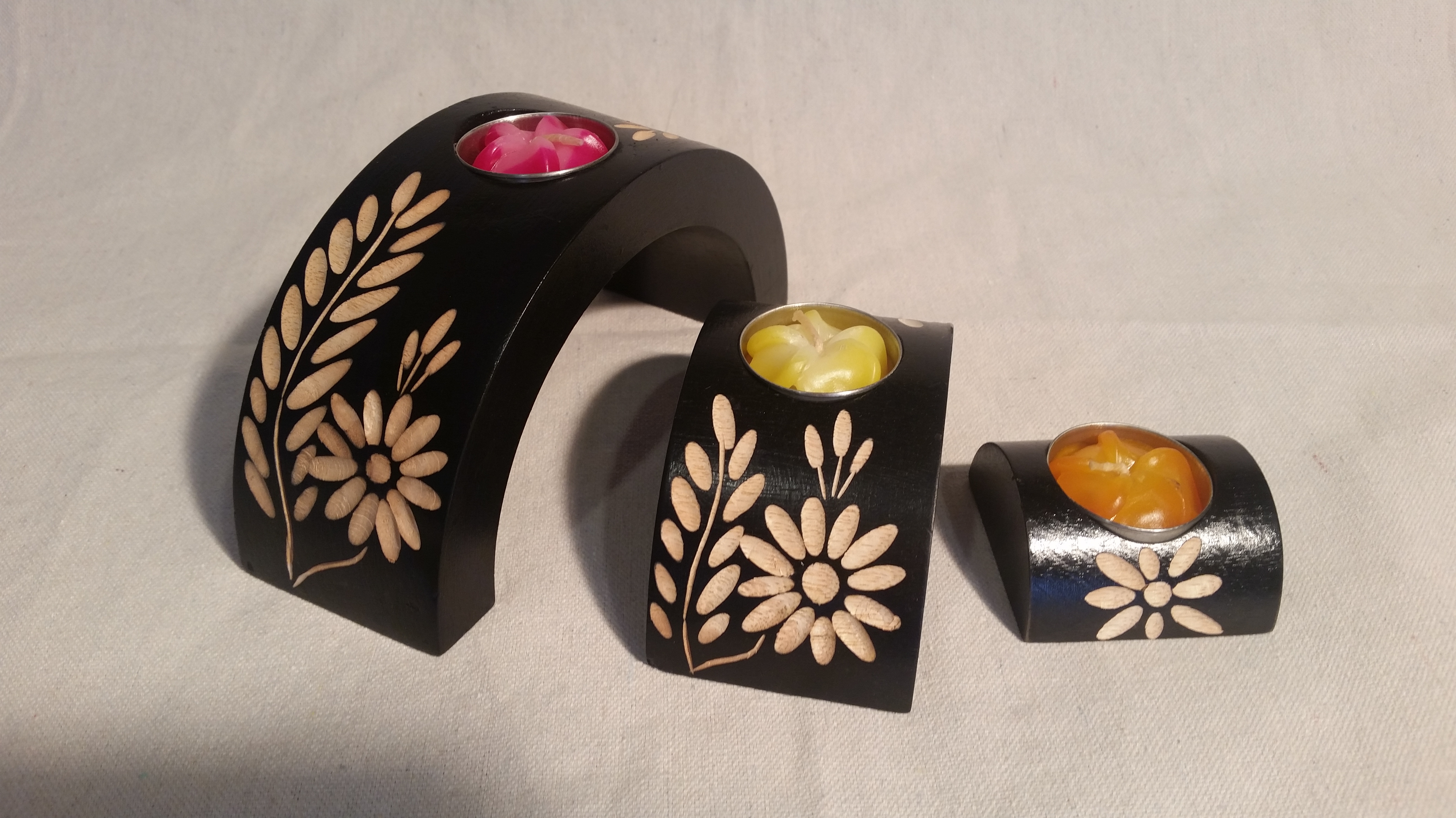 Black wood 3 tier candle