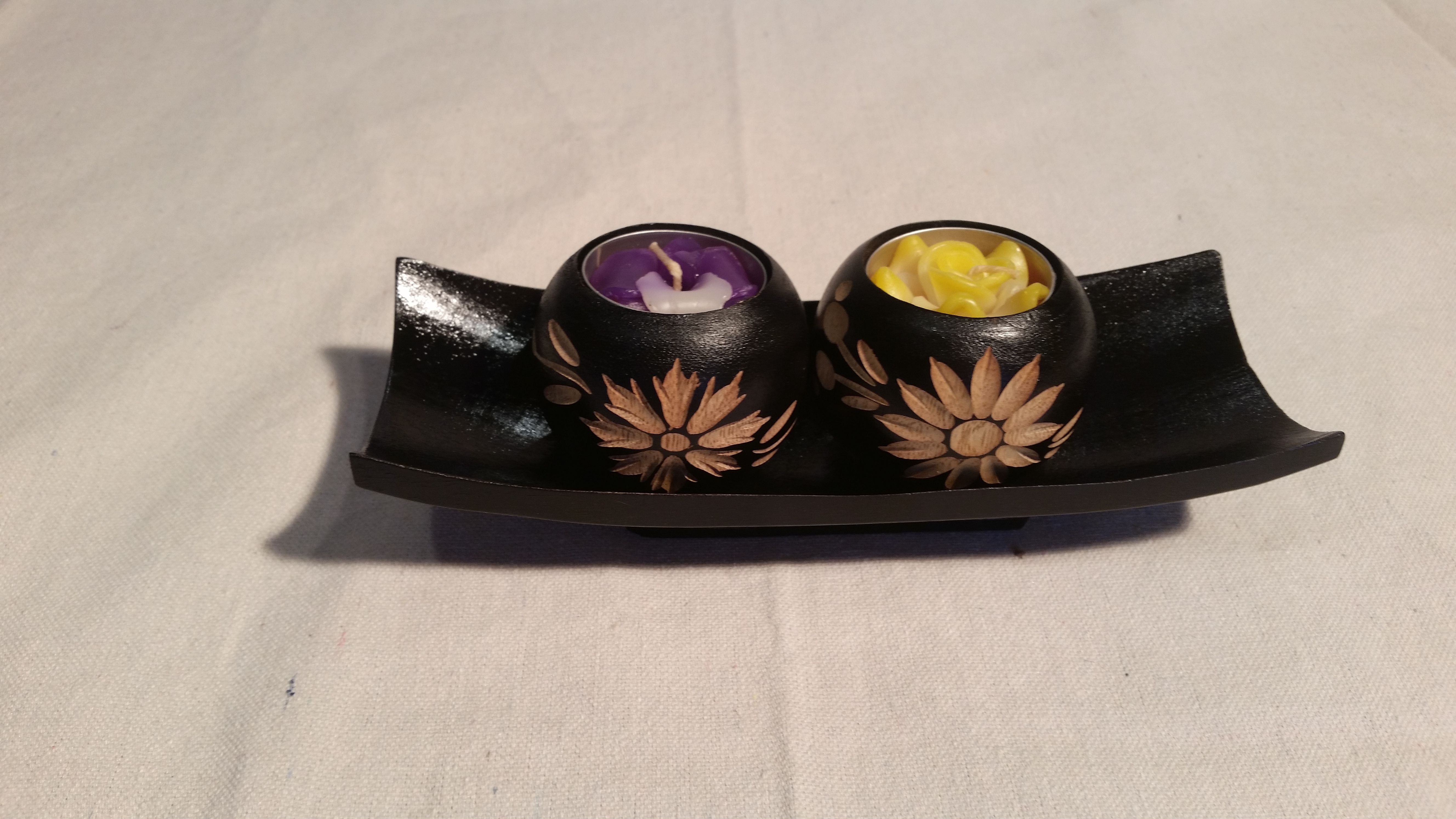8 inch black wood candle bowl